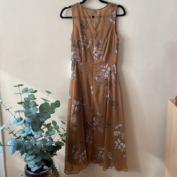 New Calvin Klein Faux Wrap Tan Floral Print Dress 4 Flowy Chiffon Hi Lo Hem - Picture 6 of 8